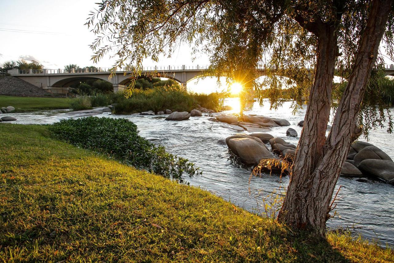 Keimoes Ikaia River Lodge מראה חיצוני תמונה