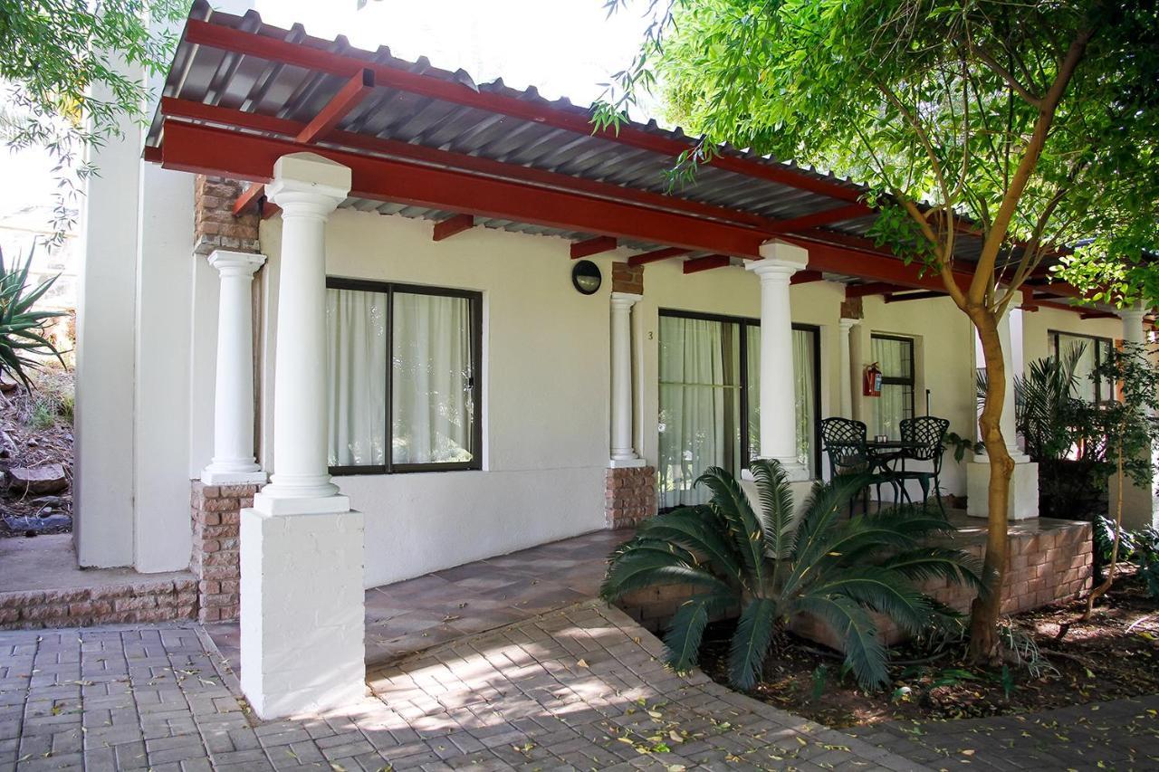 Keimoes Ikaia River Lodge מראה חיצוני תמונה