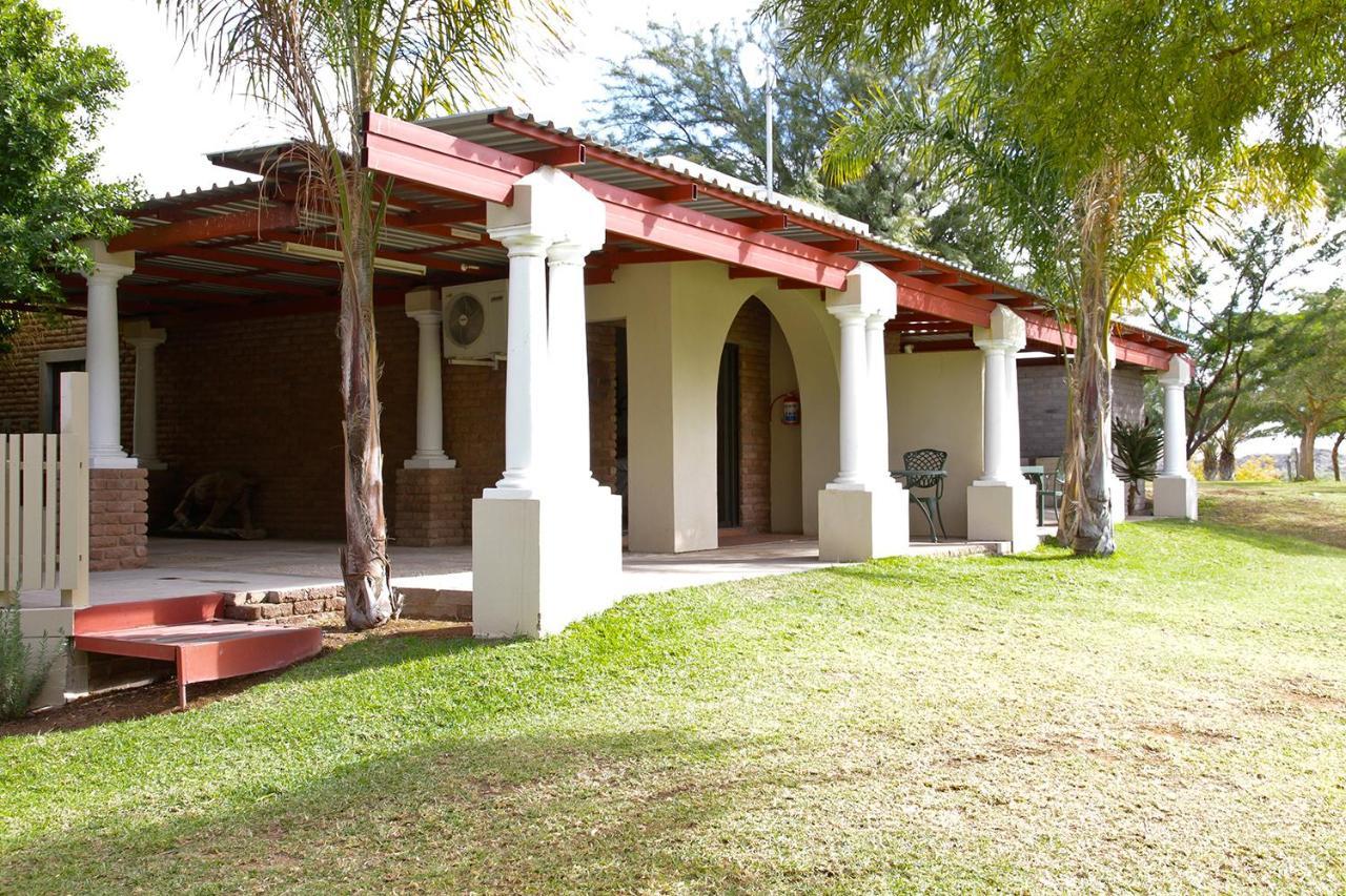 Keimoes Ikaia River Lodge מראה חיצוני תמונה