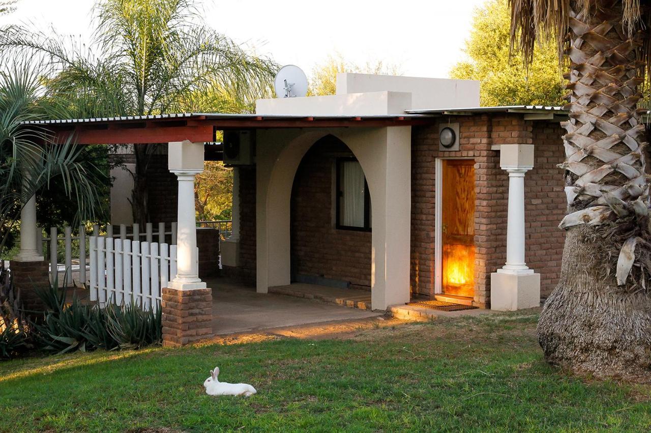 Keimoes Ikaia River Lodge מראה חיצוני תמונה